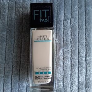*NEW* Maybelline Fit Me! Foundation *NEW*
